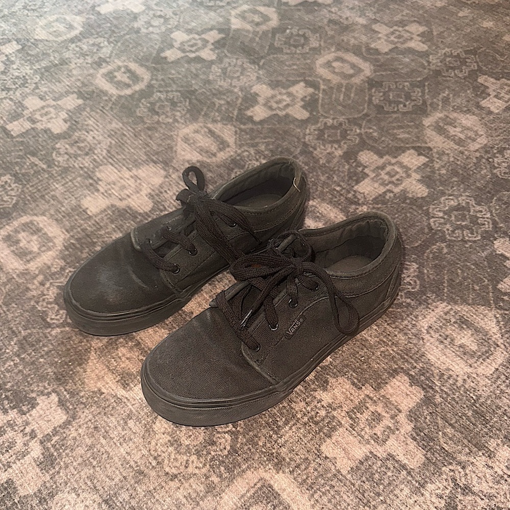 YOUTH VANS